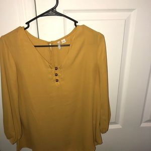 Yellow long sleeve shirt only worn once